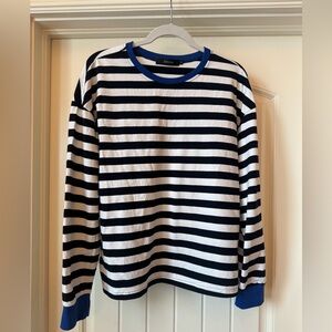 Black and White Striped Long Sleeve Tee
